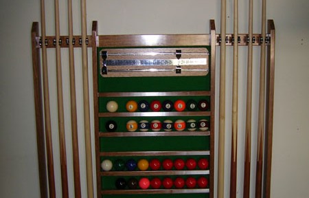 Cue Racks & Lights billiard table by Thompson Billiard Tables